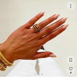 Gold Women's Jewelry Set